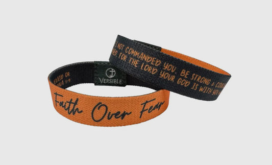 Versible “Faith Over Fear” Wristband